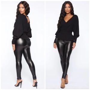 Fashion Nova Ribbed Sweater Top V Neck Women's size Small (S) Black